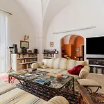Casa Del Tabacco